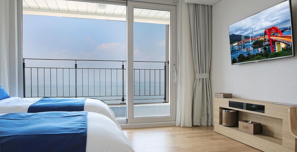 Lapis Hotel Namhae Esterno foto